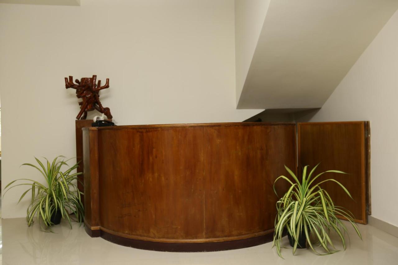 Hotel Le Noor Kochi Zewnętrze zdjęcie